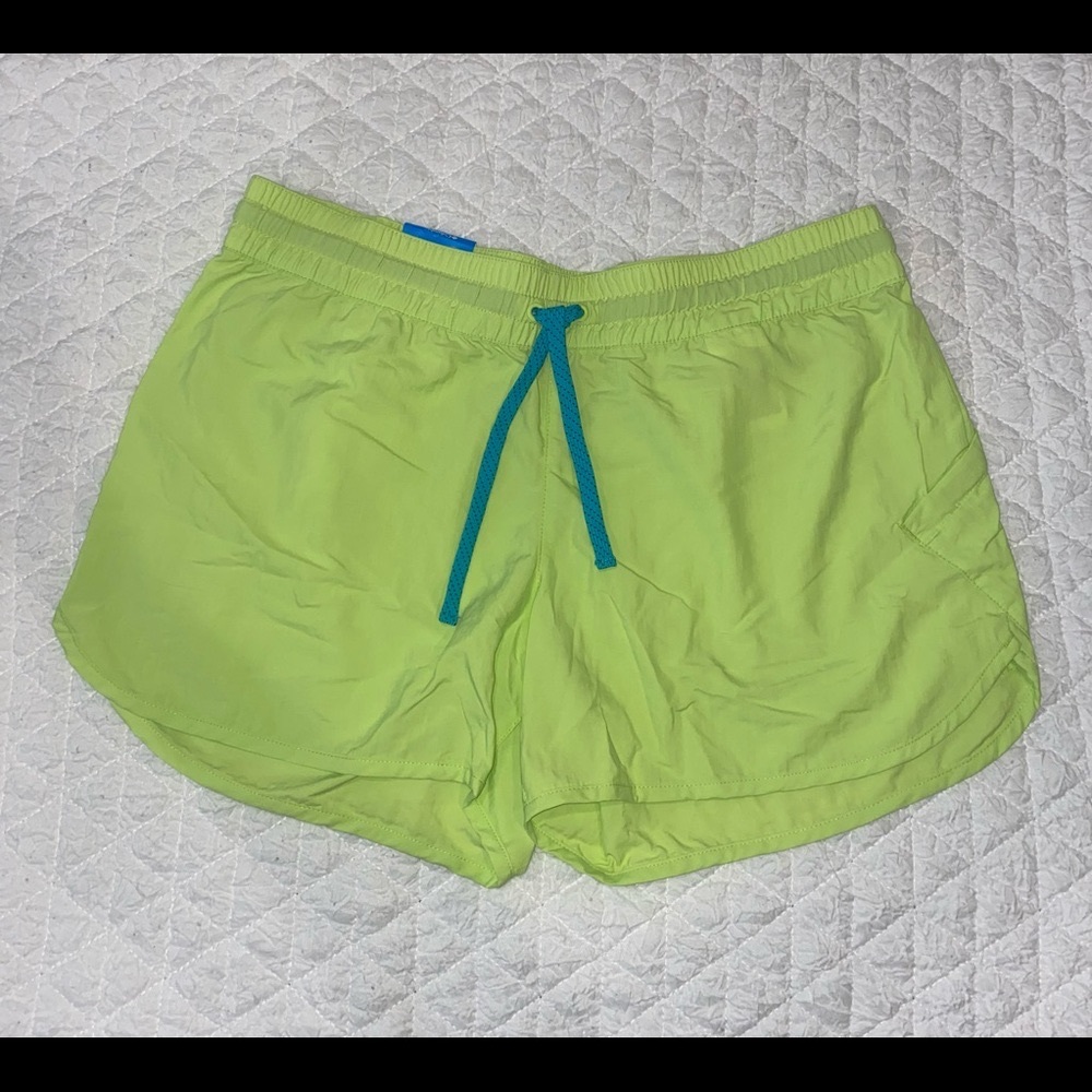 NWT Columbia 4” shorts